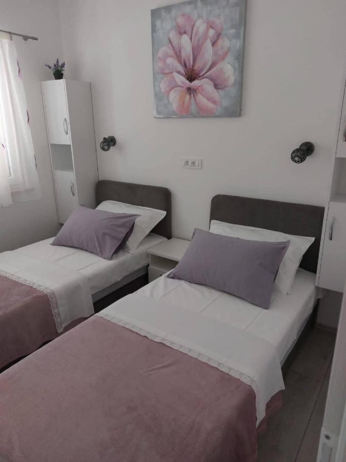 Holiday Home Kate Vis Extérieur photo