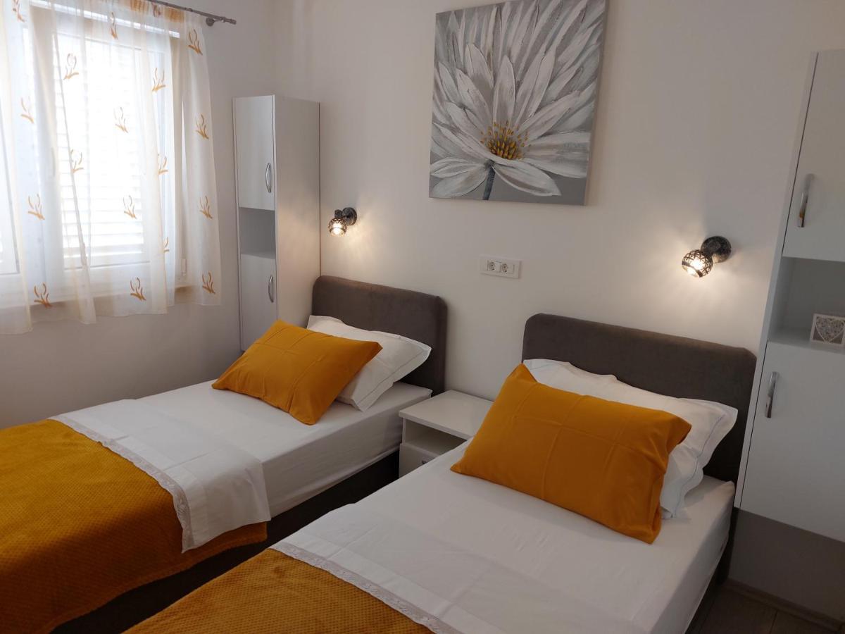 Holiday Home Kate Vis Extérieur photo